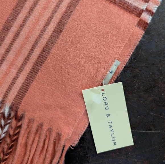 NWT Lord & Taylor Plaid Apricot Fringed Scarf - Picture 2 of 5